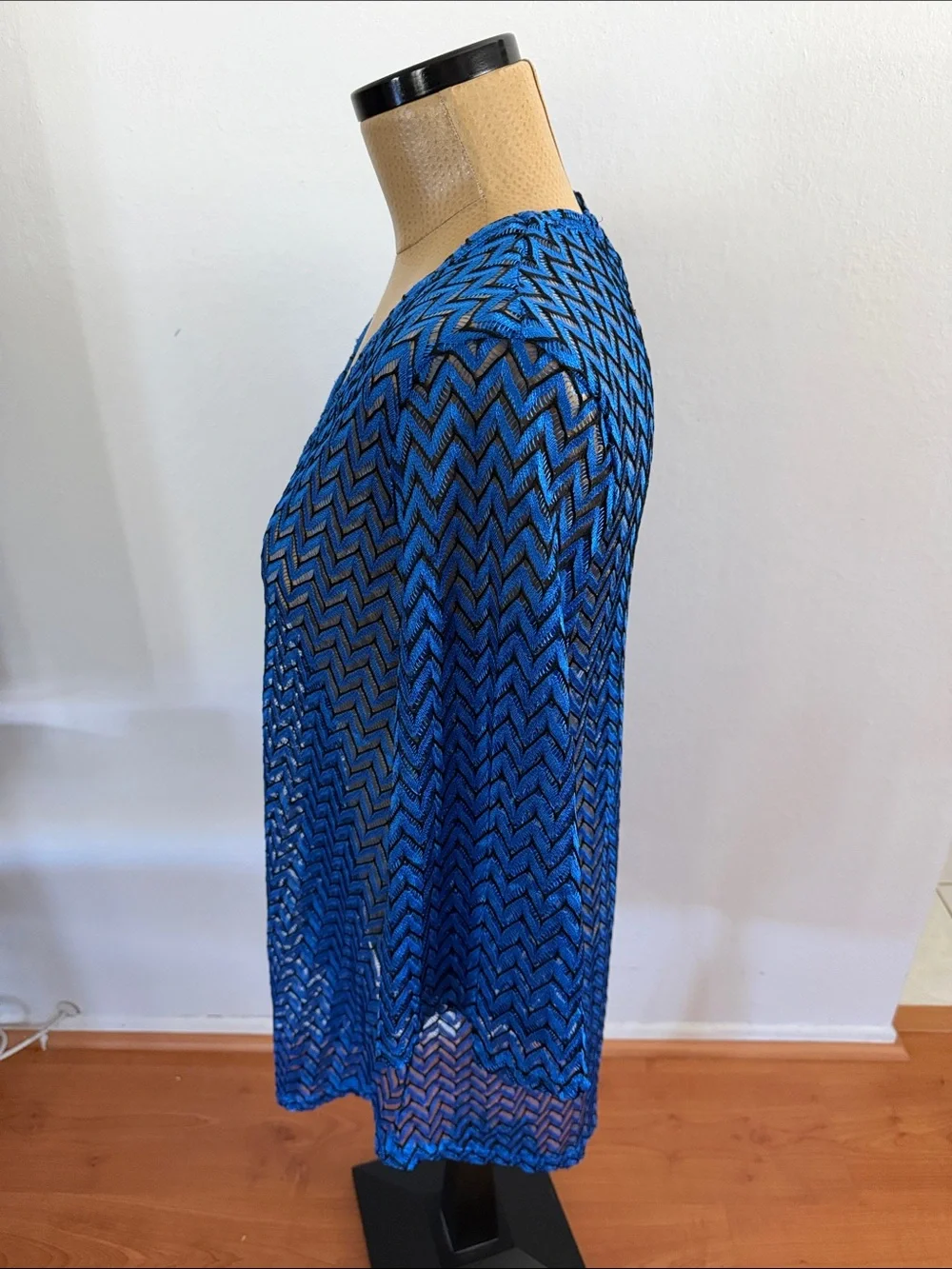 Elif by Jordan Taylor V-Neck Cover-up